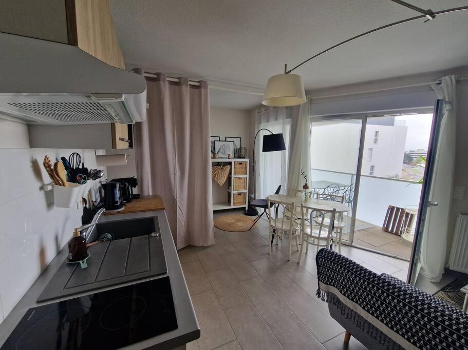 Ambre Appart-Wifi-Terrasse-Parking-Terrasse-2 Couchages La Rochelle  Exterior photo